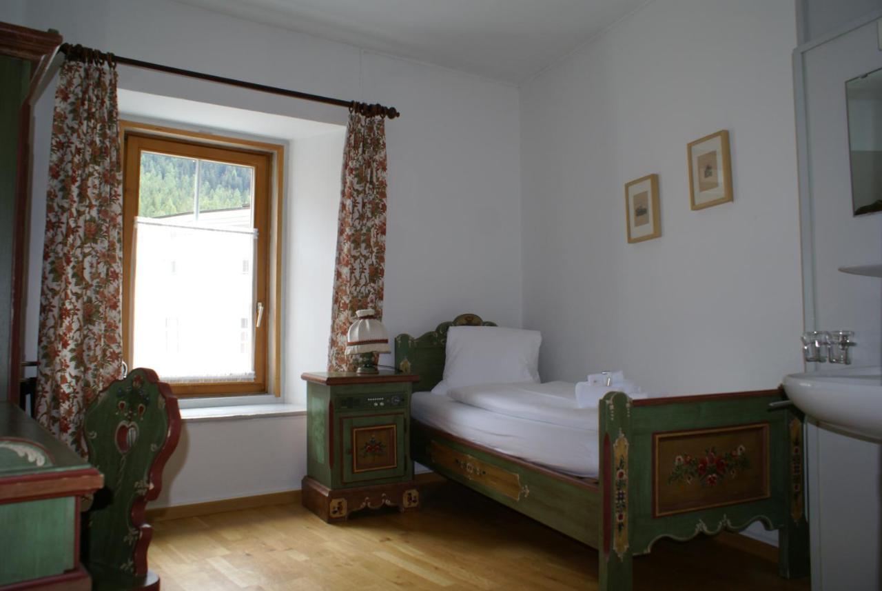 Historisches Hotel Piz Ela Berguen Bergün Exterior foto